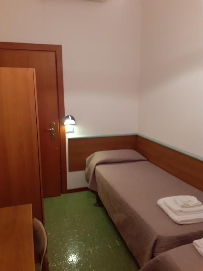 Hotel Solaria Marina Romea Buitenkant foto