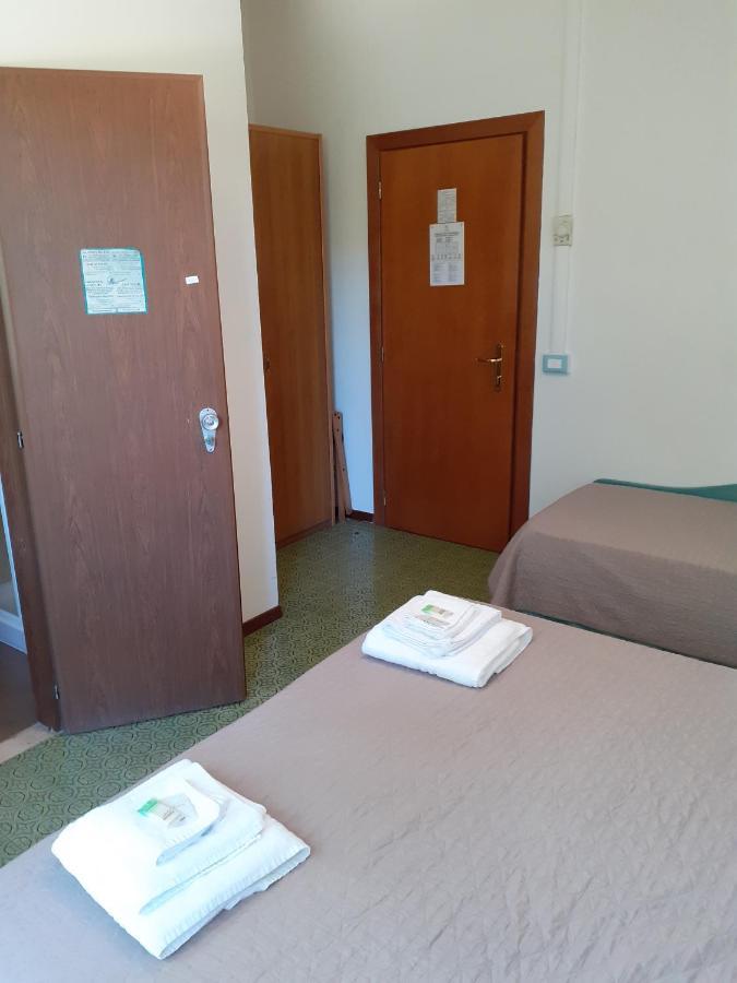Hotel Solaria Marina Romea Buitenkant foto
