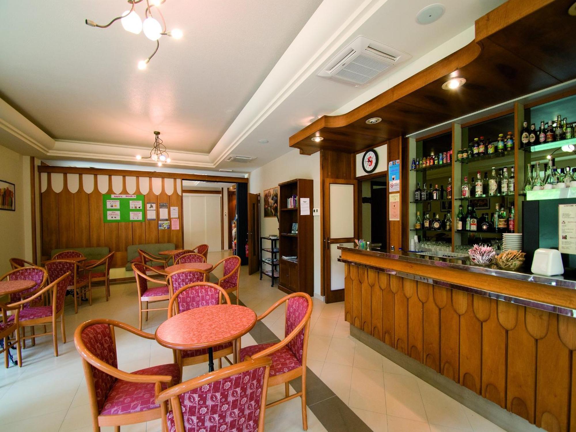 Hotel Solaria Marina Romea Buitenkant foto